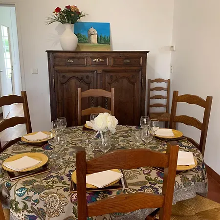 Holiday home Gite Des Oiseaux 3 Chambres Saint-Antoine-de-Ficalba
